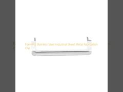 Formowanie przemysłowego klipsa do produkcji blachy ze stali nierdzewnej